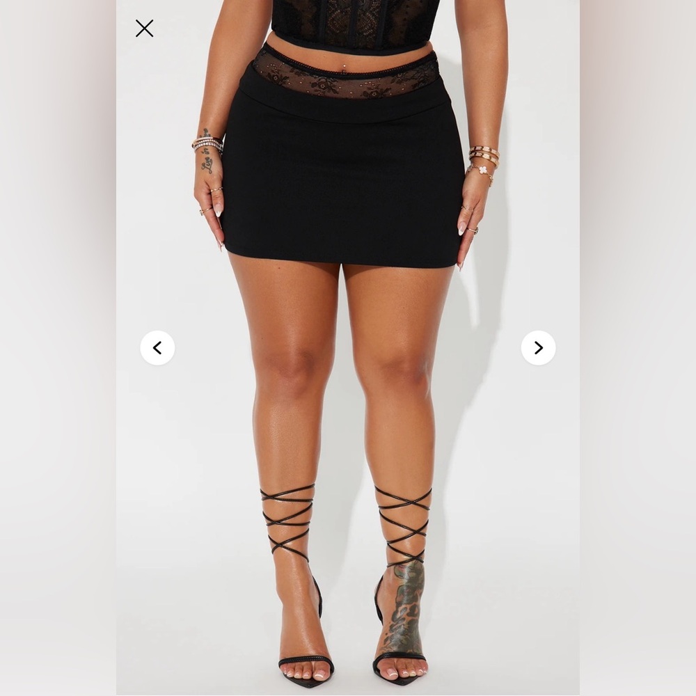 Fashion Nova Black Lace-Trim Bodycon Mini Skirt